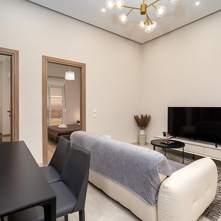 Cozy New Apartment Nearby Metro Atina Dış mekan fotoğraf